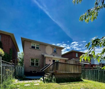 For Lease - 393 Pickering Crescent, Newmarket, Ontario - Photo 2