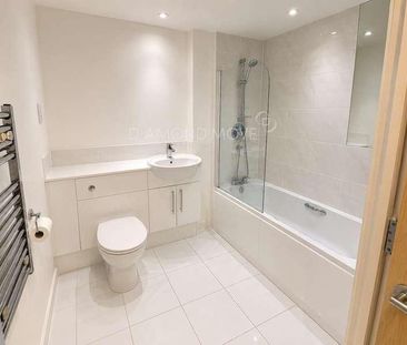 Prince Regent Road, Hounslow, TW3 - Photo 4