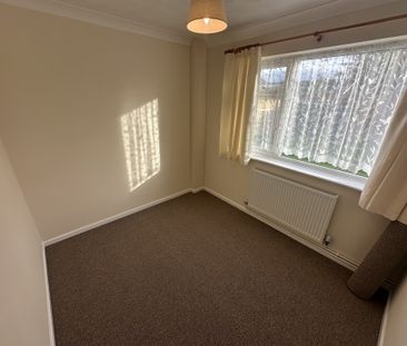 North Road, Great Yarmouth, Hemsby - Photo 3