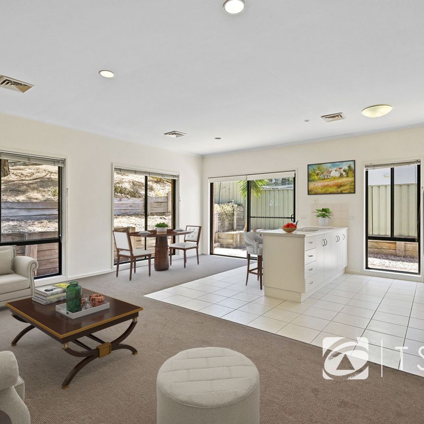2/7 Cardogen Pl, Kennington - Photo 1