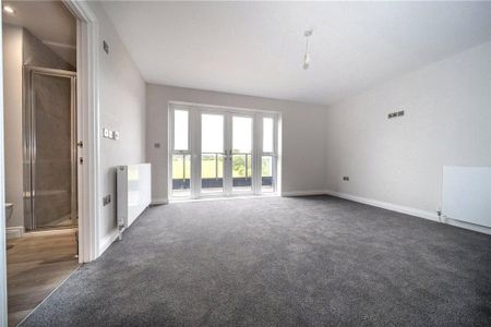 5 bedroom detached house to rent - Photo 3