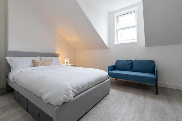 Studio to rent - Photo 1