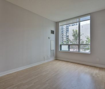 2 Bedrooms + Den Large - Photo 3