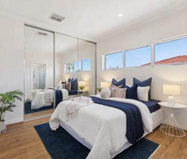 Westminster - Photo 3