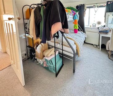 3 bedroom semi-detached house to rent - Photo 3