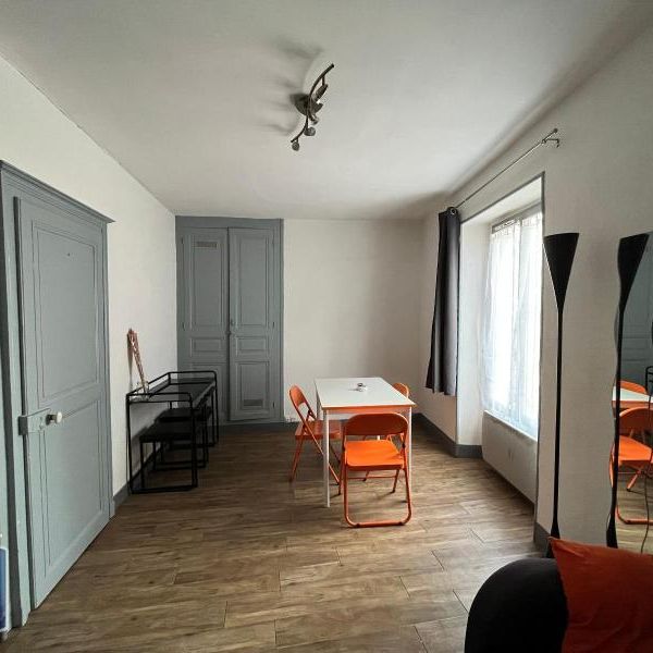 Location Appartement 2 pièces 36m² POITIERS 86000 - Photo 1