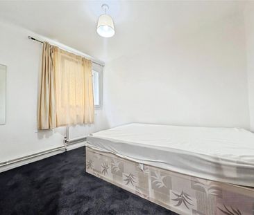 Sandown Close, Hounslow, TW5 9SG - Photo 6