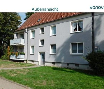 Klein, aber fein: Gemütliche 2,5-Raum DG-Wohnung mit neuem Tageslic... - Photo 1