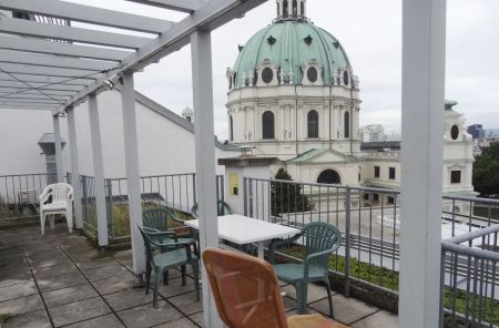 1040! Entzückende Garconniere mit Balkon Nähe Schwarzenbergplatz ab Jänner 25! - Photo 5