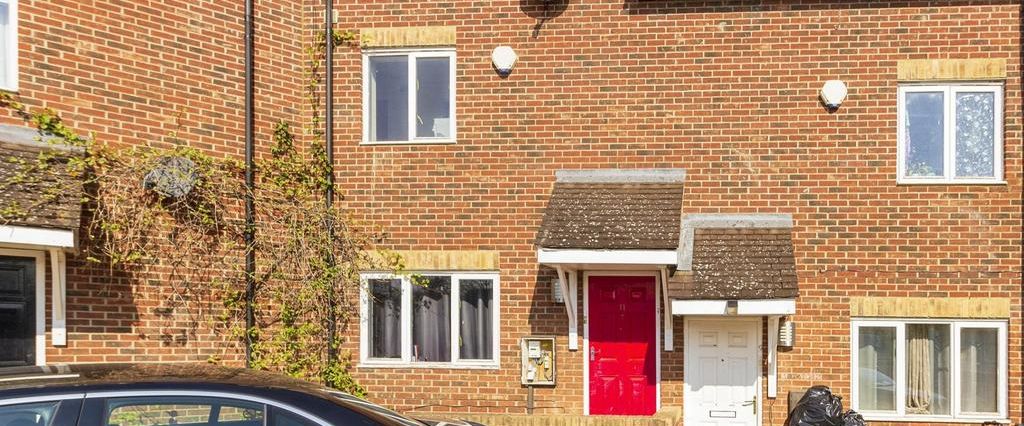 4 bedroom house to rent - Photo 1