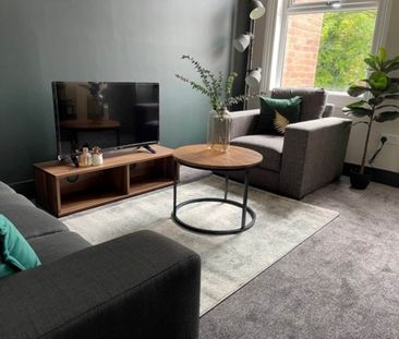 Beechwood Crescent (Room 5), Burley , Leeds - Photo 5