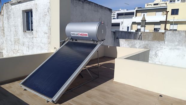 Moradia V2 em zona centro da Cidade de Faro, Algarve - Foto 1
