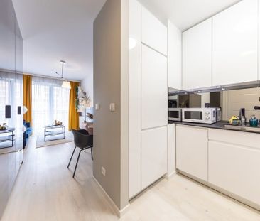 TĘCZOWA kawalerka z sypialnią, dostępny garaż 29 m² - Фото 3