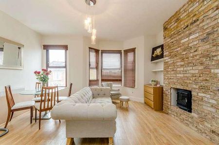 Chestnut Road, Raynes, SW20 - Photo 2