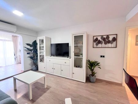 Ground floor apartment, air conditioning, swimming pool. - Photo 2