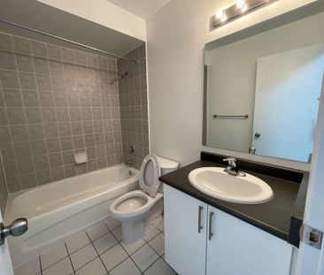 For Lease - 689 Four Winds Way Unit# 28, Mississauga, Ontario - Photo 3