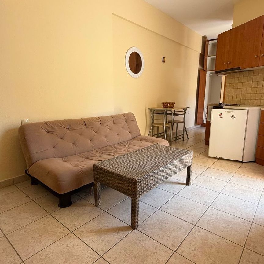 Studio/Γκαρσονιέρα για ενοικίαση - Βόλος, - Φωτογραφία 1
