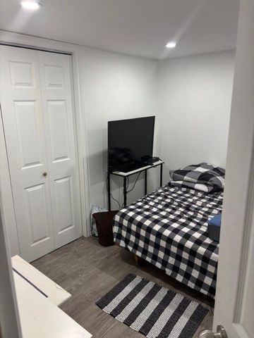 For Lease - 2768 Dundas Street Unit# bsmt, Toronto, Ontario - Photo 5