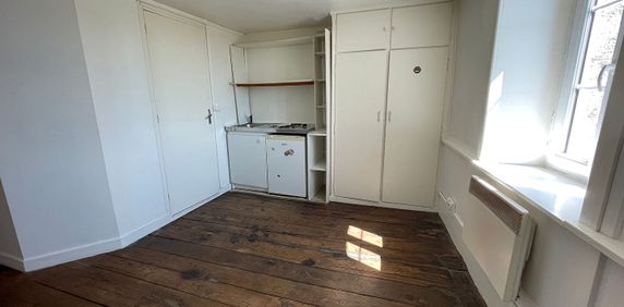 Location Appartement 1 pièce 17m² - Photo 2
