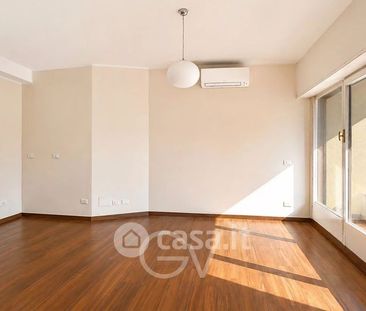 Appartamento in Affitto in Via degli Alerami a Milano - Photo 3