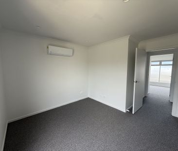 For private inspections please email catie@sweeneyea.com.au. - Photo 2