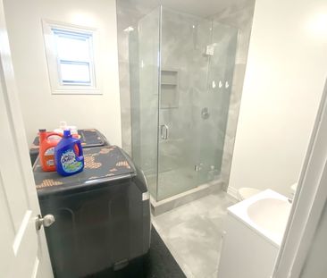 For Lease - 81 Hallam Street Unit# Room 202, Toronto, Ontario - Photo 3