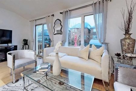 For Lease - 19 Hubbell Drive, Whitby, Ontario - Photo 5