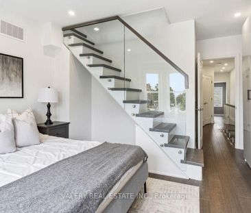 219 McRoberts Avenue apartment — Toronto, ON (3-Bedroom) - 3 Bedroom - Photo 1