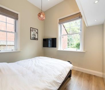 4 bedroom flat to rent - Photo 5