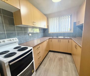 Tidy Villa in Quiet Loication! - Photo 2