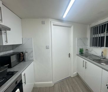Room in a Shared House, Sperling Road, N17 - Photo 5