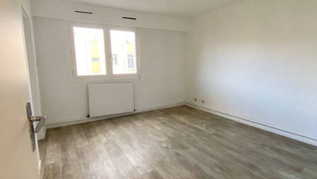 Appartement F1 bis avec parking - Résidence Le Sirius SAINT-MAX - Photo 3