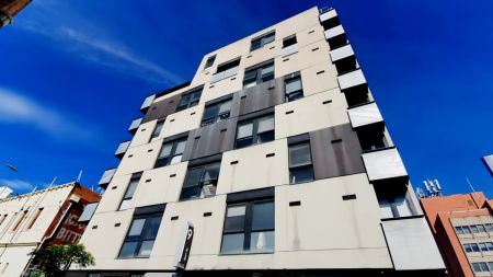 Superior Studio view - Photo 5