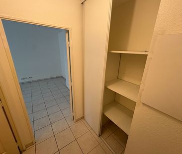 Location Appartement 1 pièce 33m² - Photo 6
