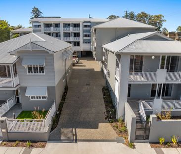 Brand New Tri-Level Townhouse - Photo 6