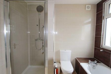 4 bedroom house to rent - Photo 2