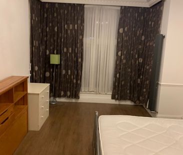 1 Bed Flat, Whipps Cross Road, E11 - Photo 1