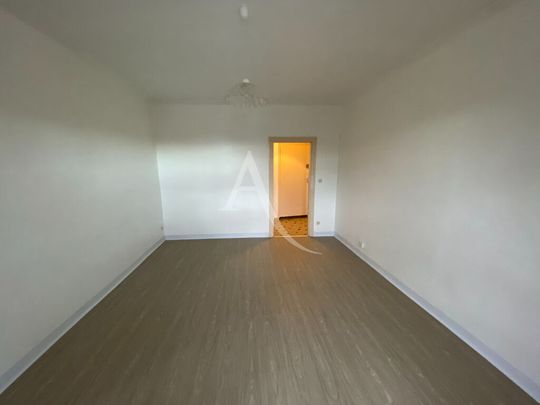 Location Appartement 2 pièces 59m² - Photo 1