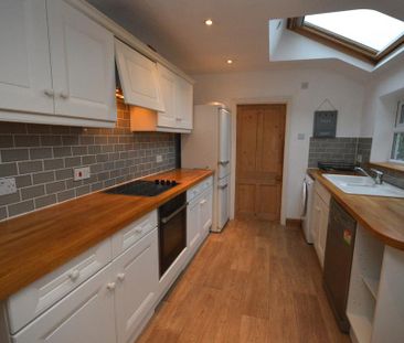 3 bedroom terraced house to rent - Photo 6