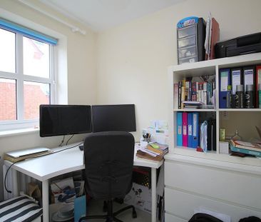 3 bedroom semi-detached house to rent - Photo 6