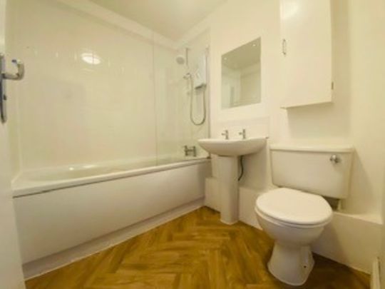 2 bed apartment to rent in River Meadows, Water Lane, EX2 - Photo 1