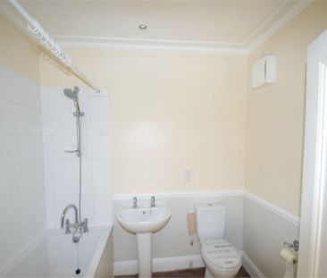 2 bedroom | Flat - Photo 1