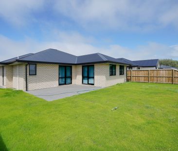 Brand New Home in Ravenswood, Waimakariri - Rural Outlook! - Photo 5