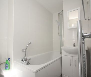 Bisley, Woking - Photo 3