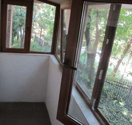 3 rooms renovated apartment for rent Iasi Center - Independence UMF - Photo 4