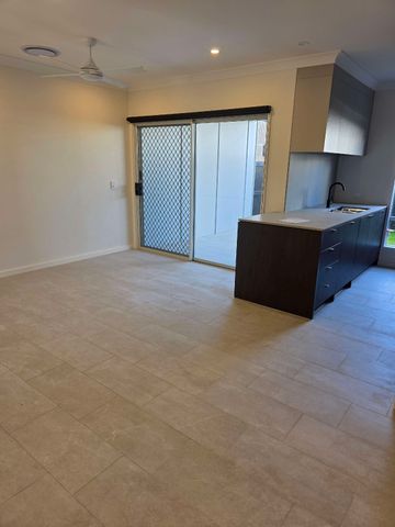 North Lakes - Photo 4