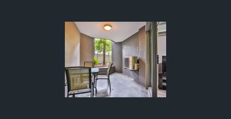 1 Bedroom - Fully Furnished Unit with Car Park and Utilities included - Photo 4