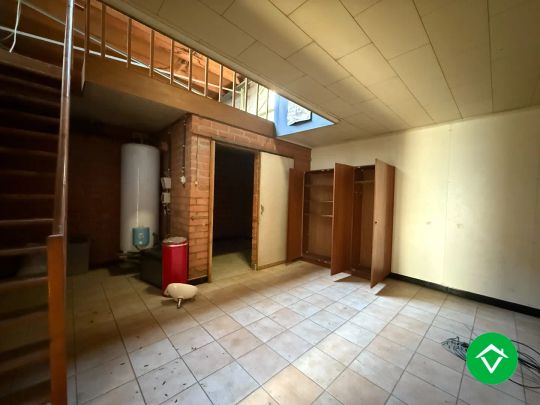 Gelijkvloerse woning met 3 slaapkamers, dubbele garage en tuin - Photo 1