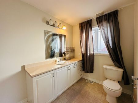 For Lease - 416 CRESTHAVEN Drive, Barrhaven, Ontario - Photo 5