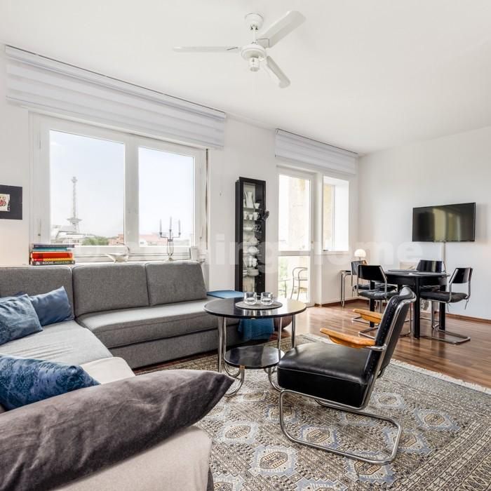 Single-Apartment mit fantastischer Aussicht - Photo 1